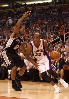 雄鹿队vs迈克尔里德,雄鹿队迈克尔里德投篮视频