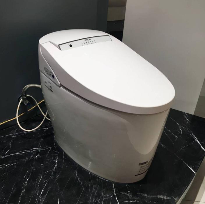 卫生间有必要装智能马桶吗,小卫生间有必要安装智能马桶
