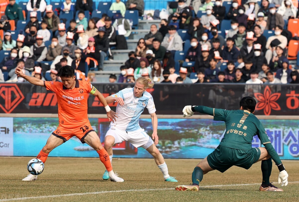 大阪钢巴vs大阪樱花半全场结果,足球推荐韩k联釜山偶像vs全北现代