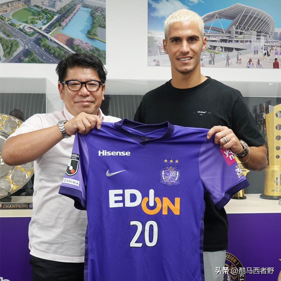 同样是射手王，日本俱乐部引进的外援是这样的