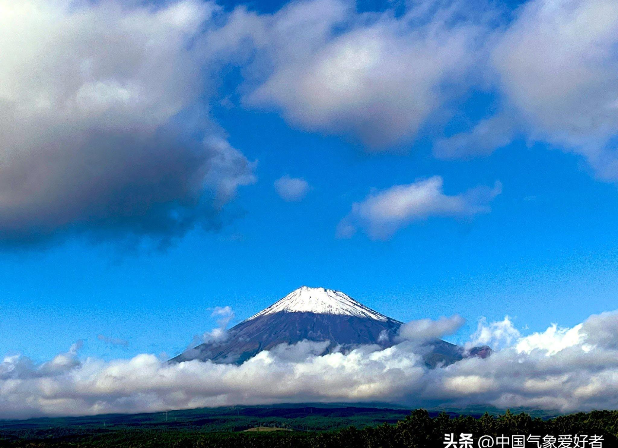 富士山白头巾惊诧四方,全球变暖危机实锤
