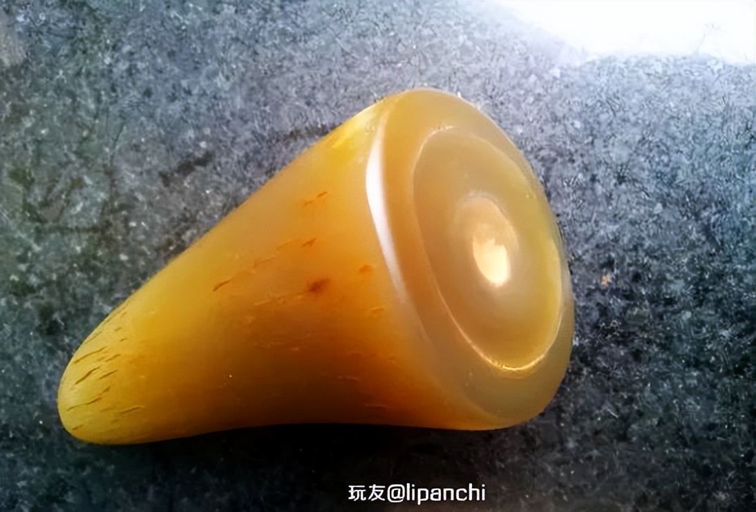 牦牛角盘玩前后对比,牦牛角能盘出包浆吗