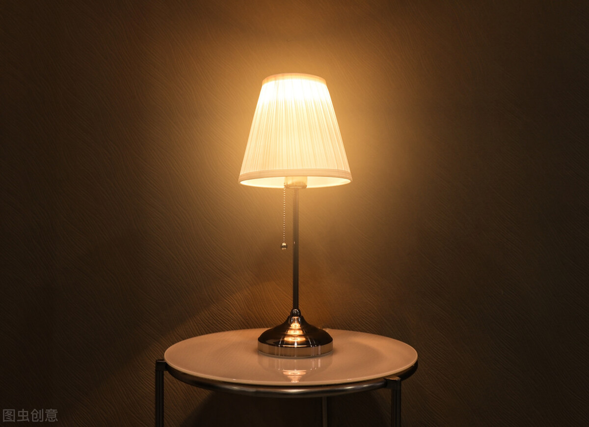 家居灯怎么选瓦数,家居灯品牌怎么选