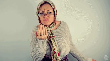 意大利人一个手势被玩坏，网友：捆住他们的手，就说不了话了