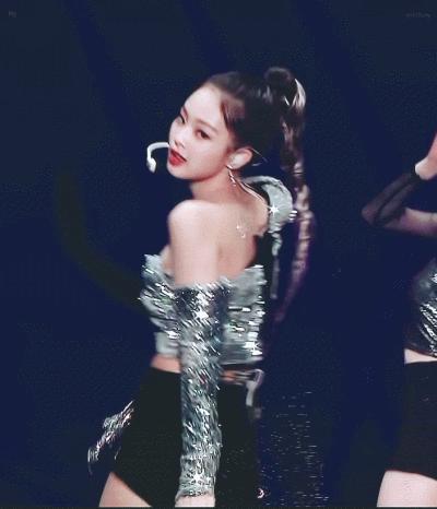 韩国女星穿衣风格大变,韩国女星穿搭服装