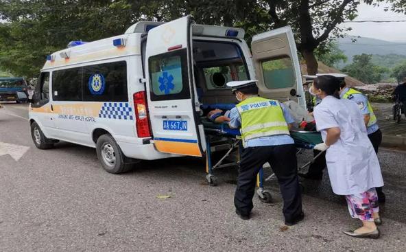 开车撞到人以后正确的处理方法,开车撞到人怎么处理方法最好