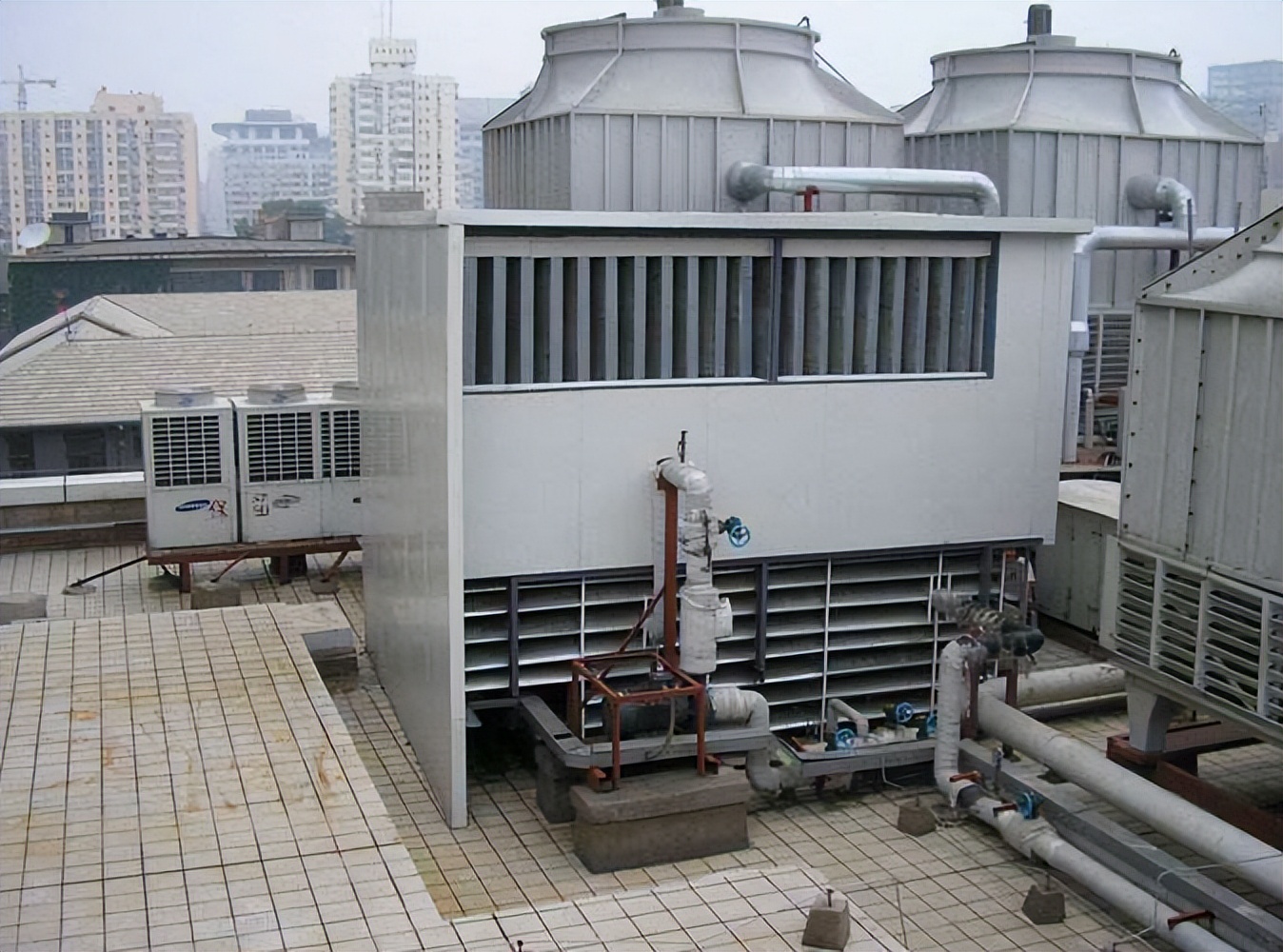 韩国商场图一天营业额，致1500人瞬间被活埋，幕后黑手到底是谁？