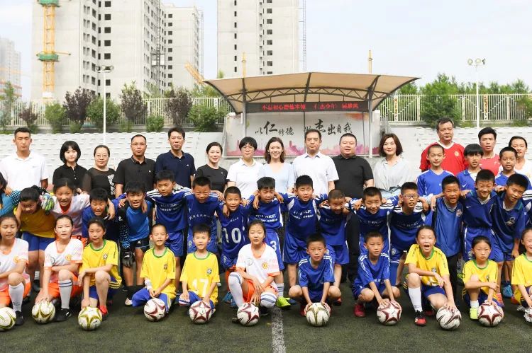 仁杰小学对口初中学校,太原仁杰小学附近的学校