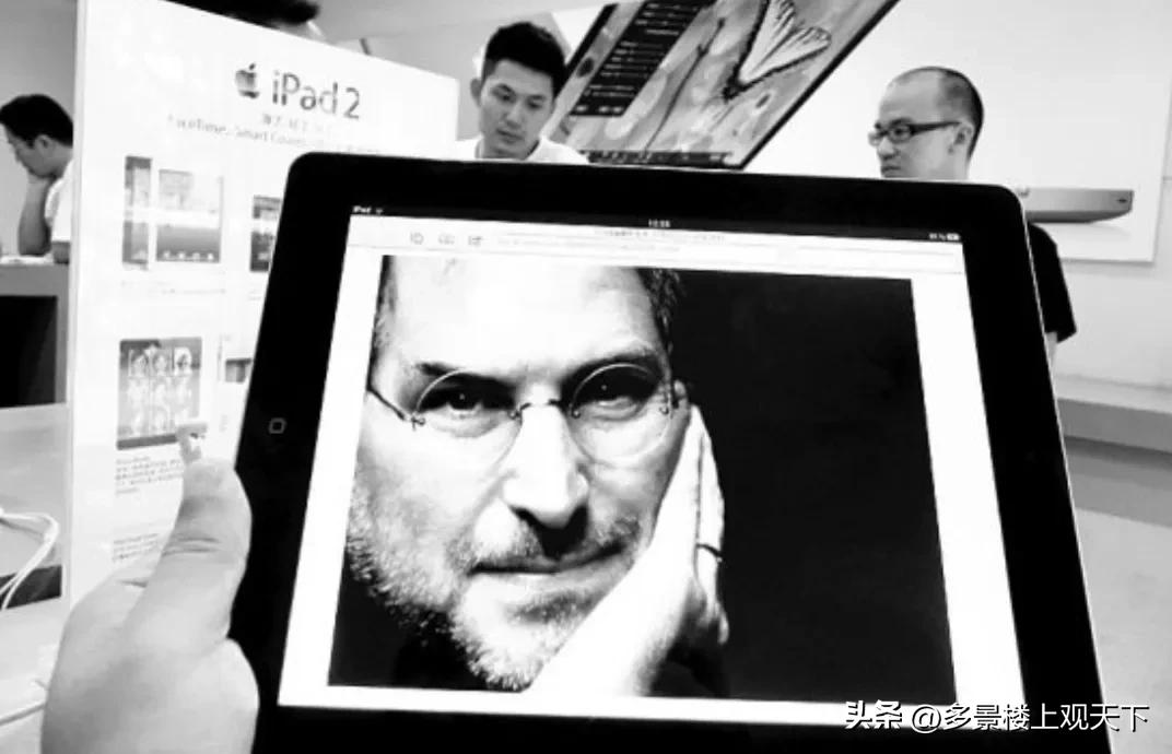 史蒂夫乔布斯和生父,乔布斯与养父母决裂