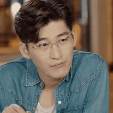 娜扎裤子惹争议,网友吐槽像“*裤内**”本人霸气回应!