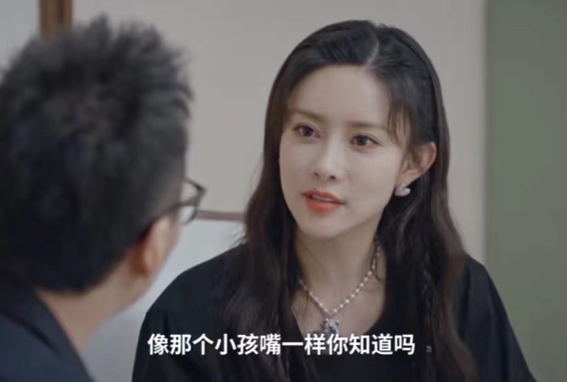 女明星的脸被人用刀刮,女子脸被刀刮毁容