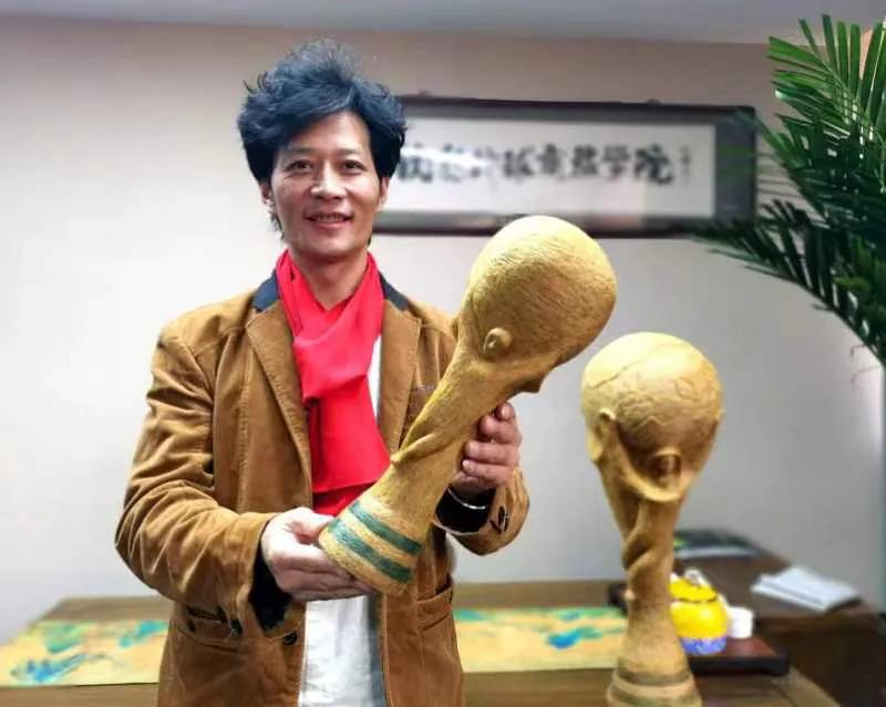 黄鑫足球解读,黄鑫巅峰赛