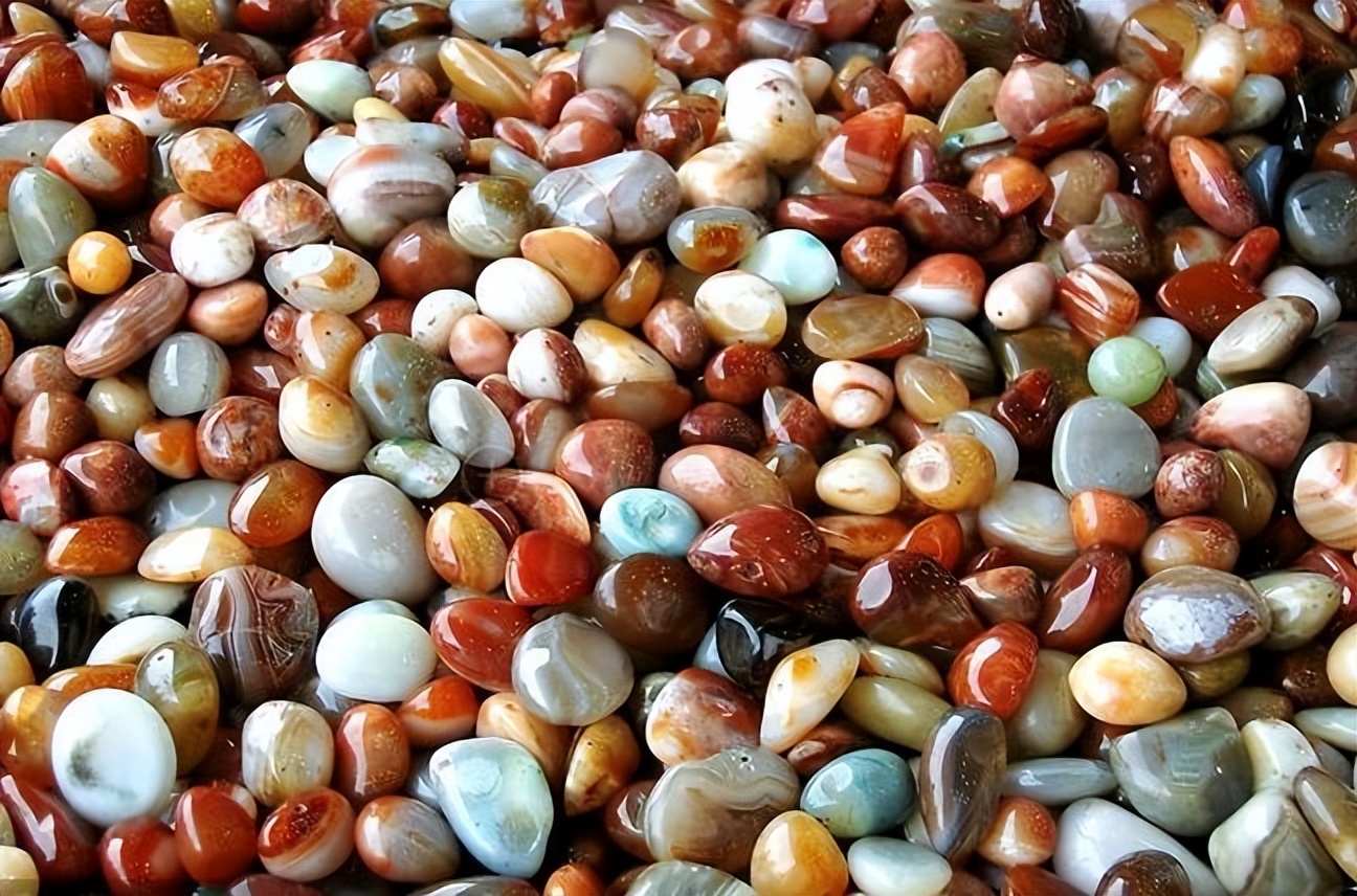 97小伙花150元买奇石,小伙花3万买的石头竟是价值千万