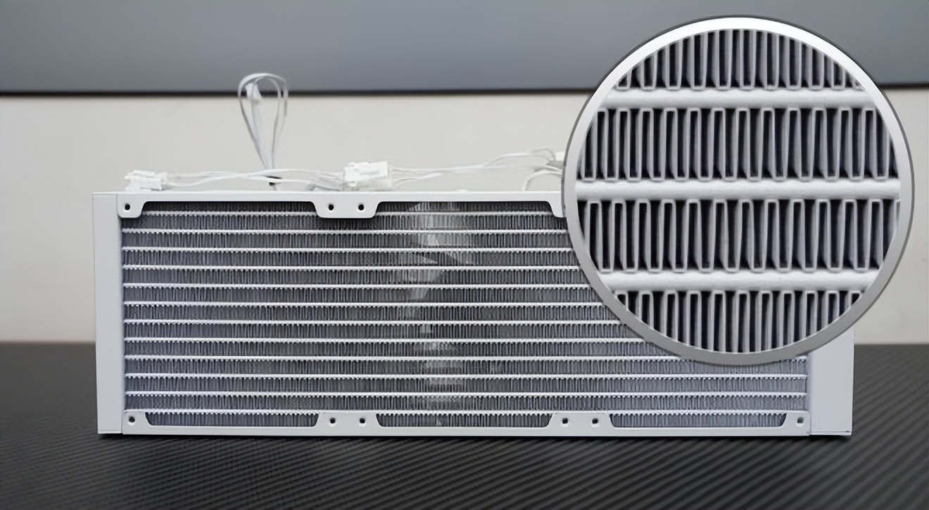 双11装机汇报：13700KF+七彩虹Z790+骨伽天吴T5水冷投入1个W