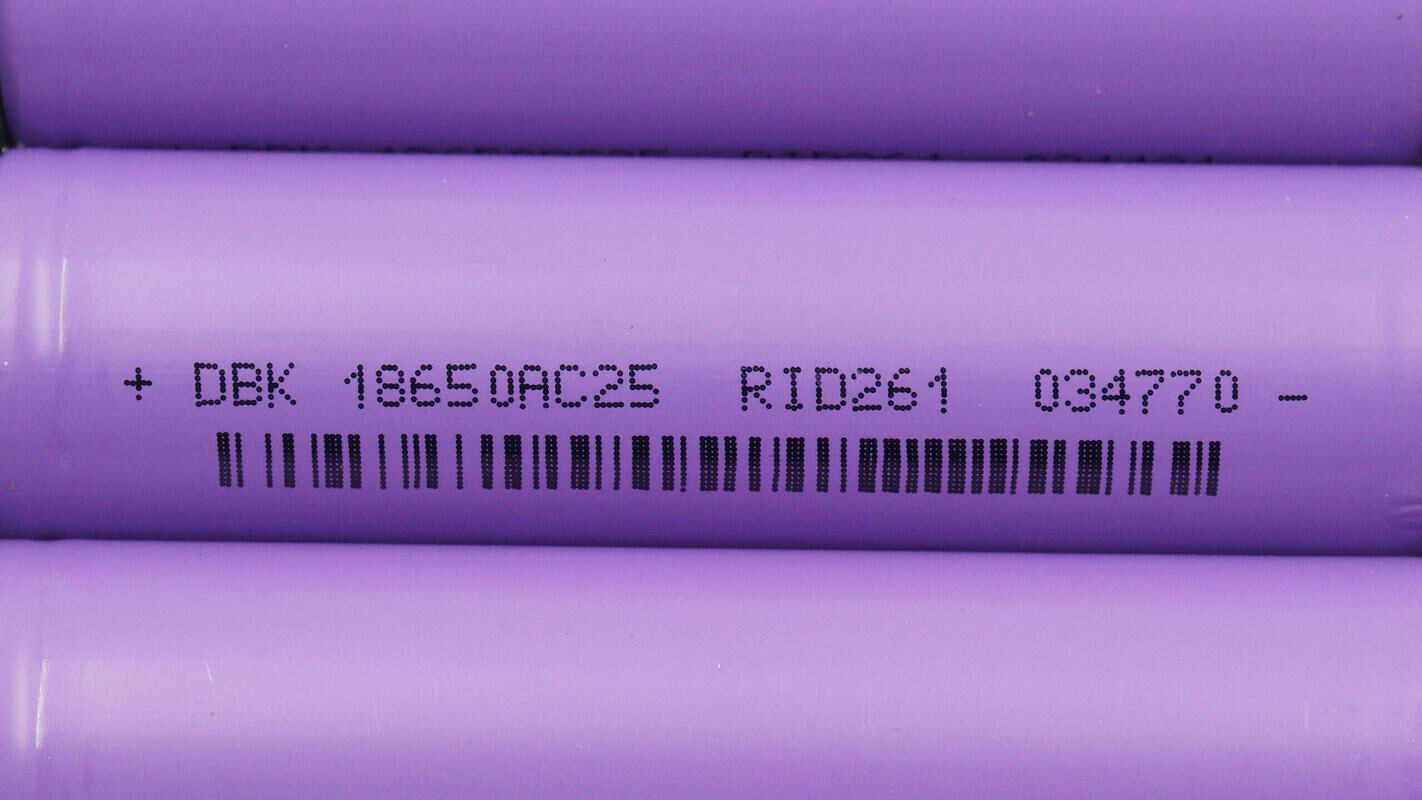 小牛充电宝拆解,小牛48v20a锂电充电器怎么拆