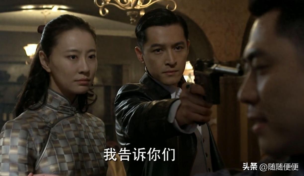 女演员拍戏被勒脖子,女演员被勒住脖子演戏