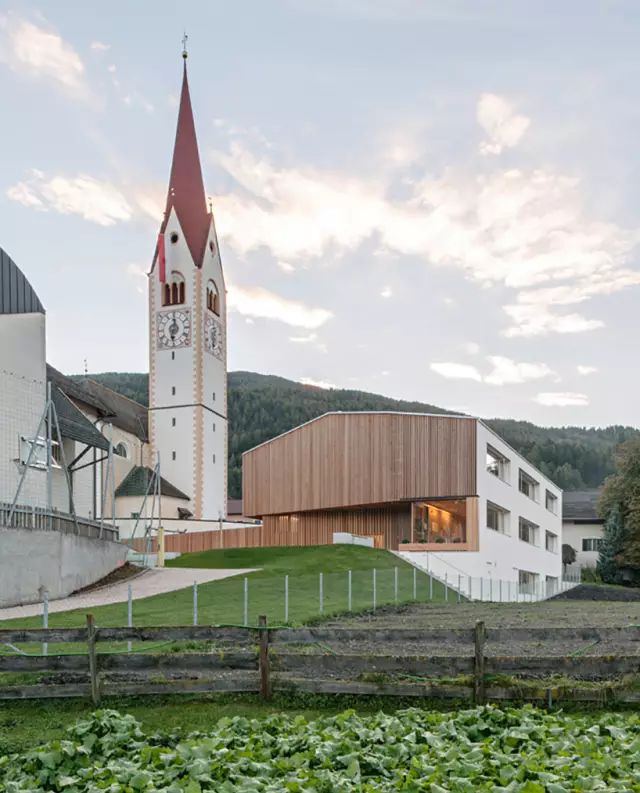 全球最美的十大幼儿园,日本幼儿园与中国幼儿园对比感受