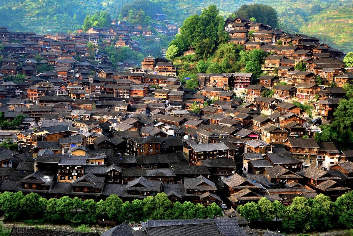 昆明到贵州5日游路线攻略,苏州出发到贵州自由行路线攻略