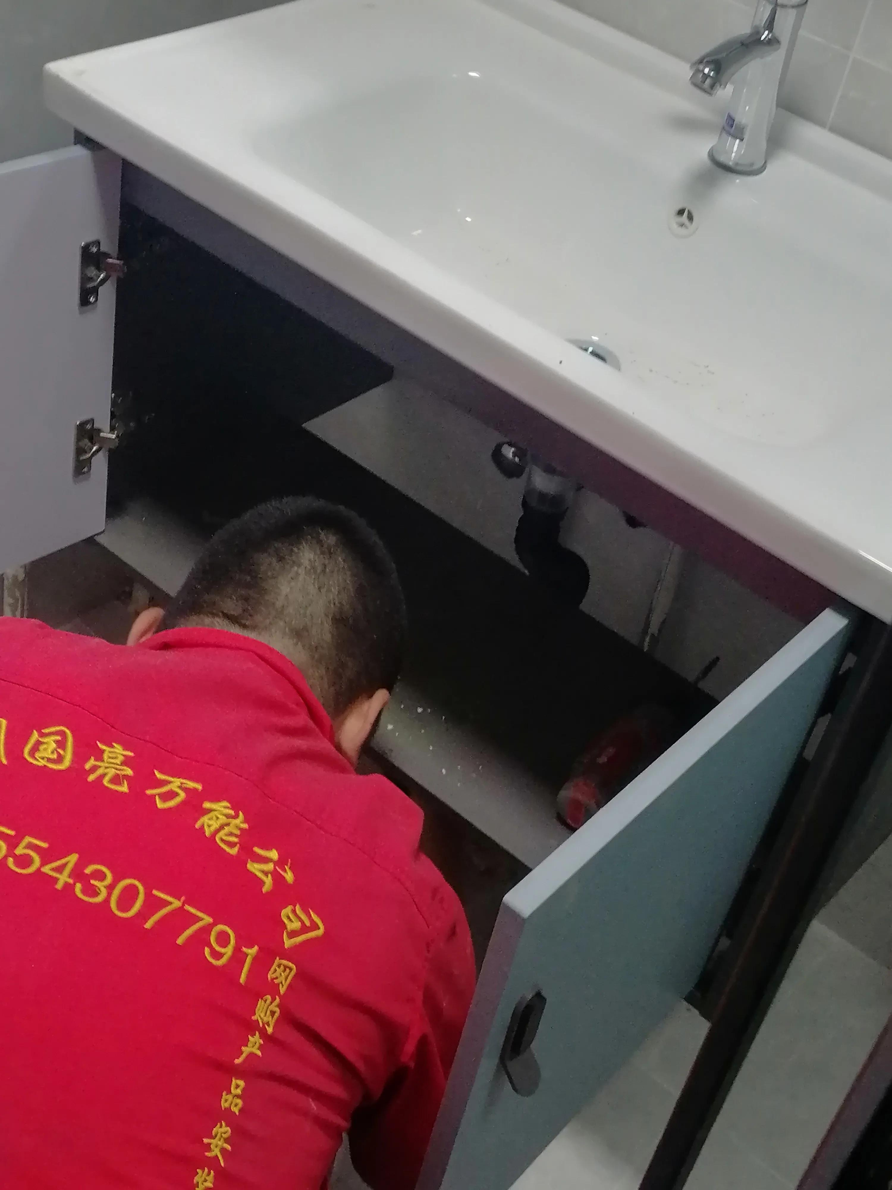 安装油烟机和燃气灶需要哪些材料,厨房油烟机热水器灶具安装