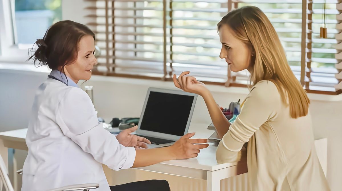 女子腹部痒，医生用镊子夹出16只阴虱！原来阴虱有4个传播途径