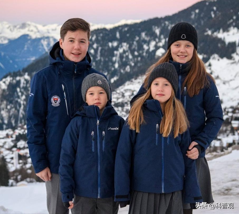 连体人一方死亡怎么办？妹妹去世后，连体姐姐被迫跟遗骸共同生活