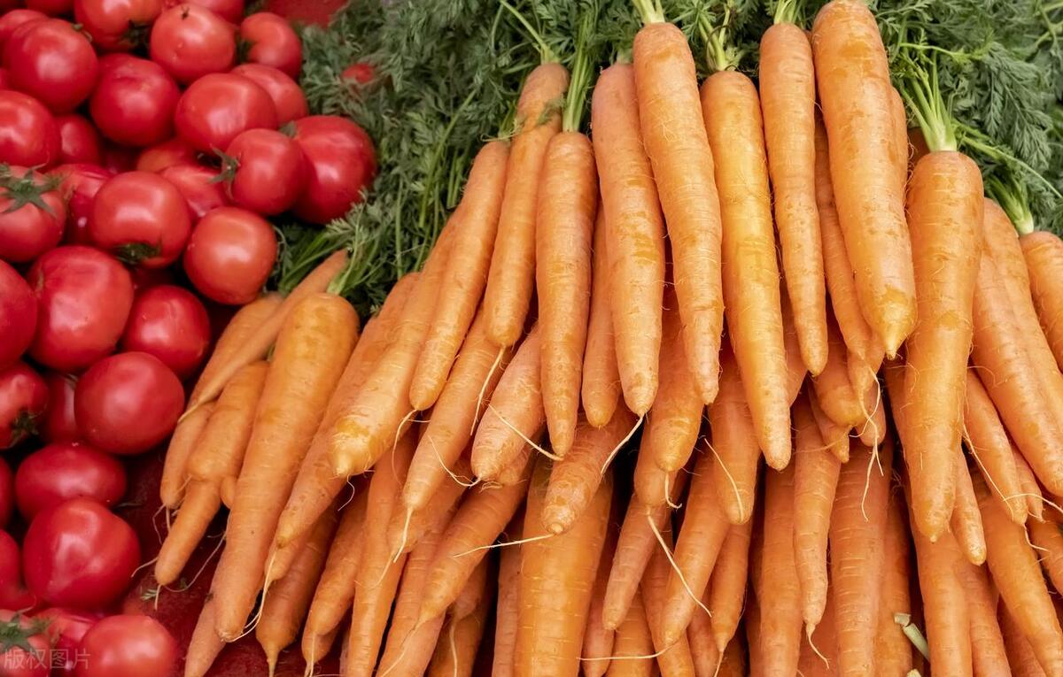 吃什么食物或水果蔬菜对眼睛好,多吃哪些蔬菜和水果对眼睛有好处