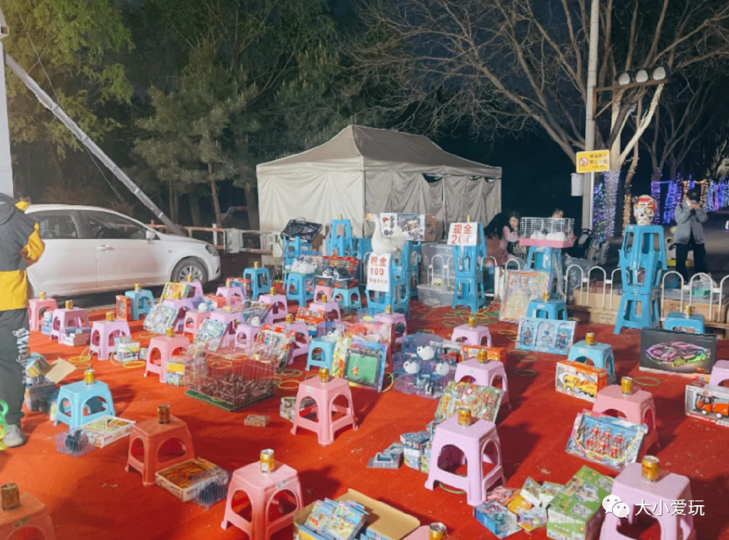 才发现帝都也有不少夜市！第二家刚开就成了网红，就主打一个好逛