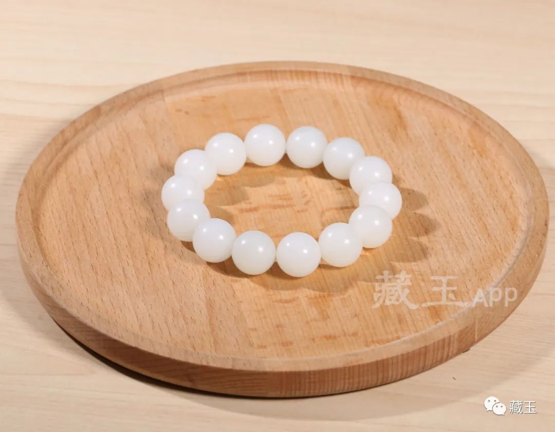 最厉害的玉雕手串,最大的玉雕手串