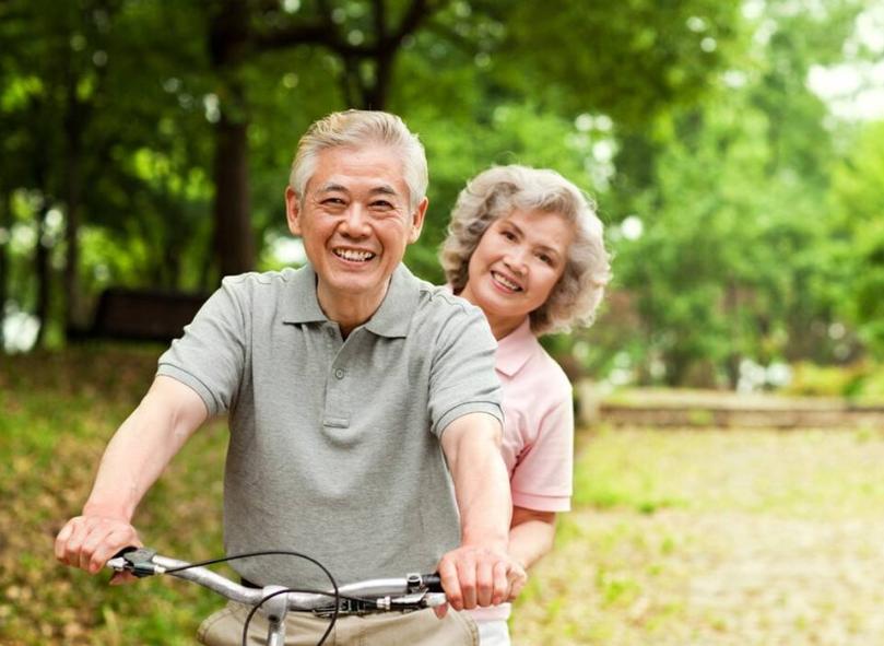 老年人夫妻生活，可以到多大岁数？一周几次为好？正确说法来了