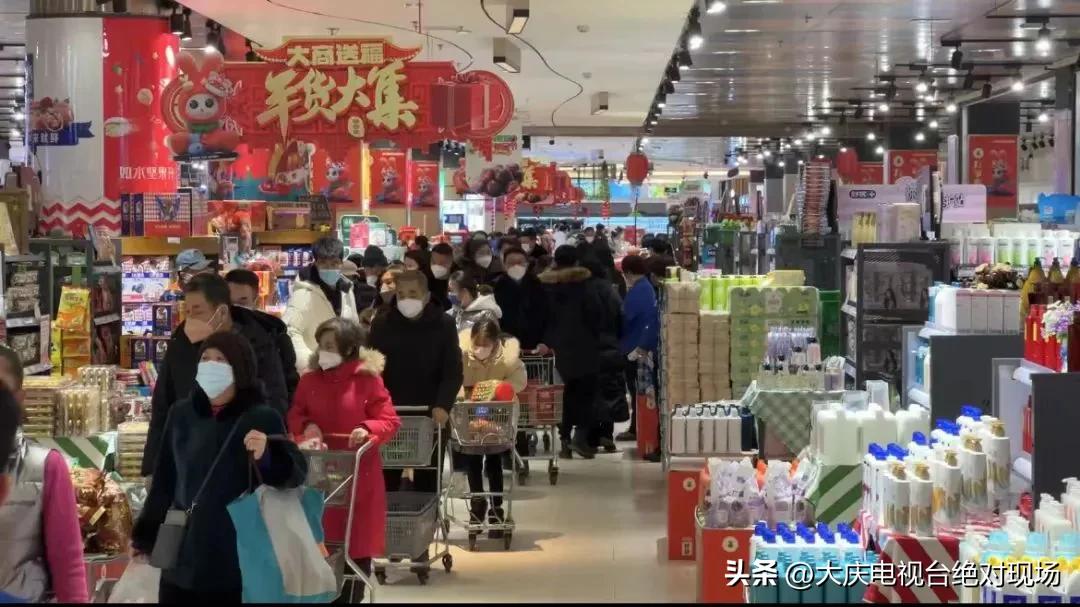 烟火气更旺新年味更浓,年味在“烟火气”中升腾