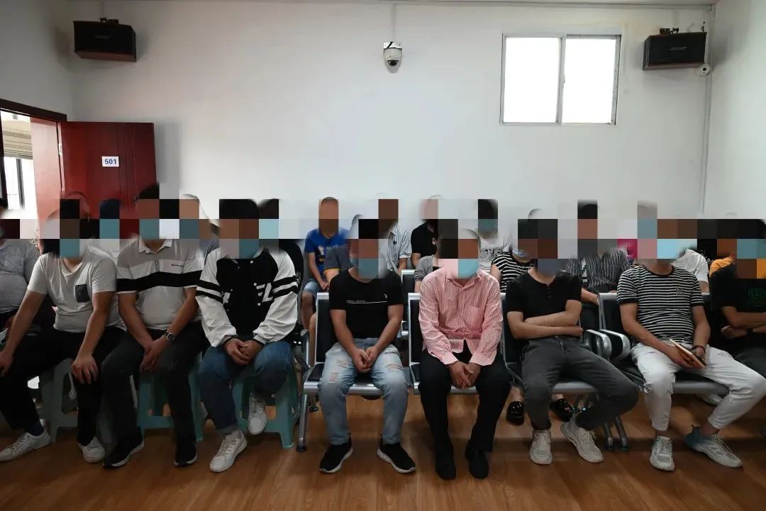 缓刑考验期过了怎么办,缓刑脱离监管会不会加刑