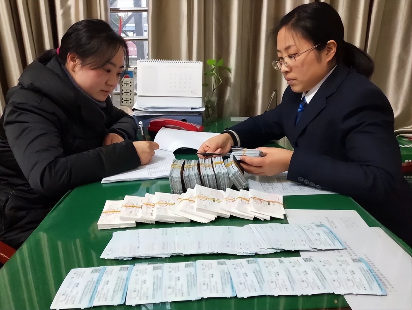 公务员待遇好的八大部门,公务员待遇最好的十个岗位图片