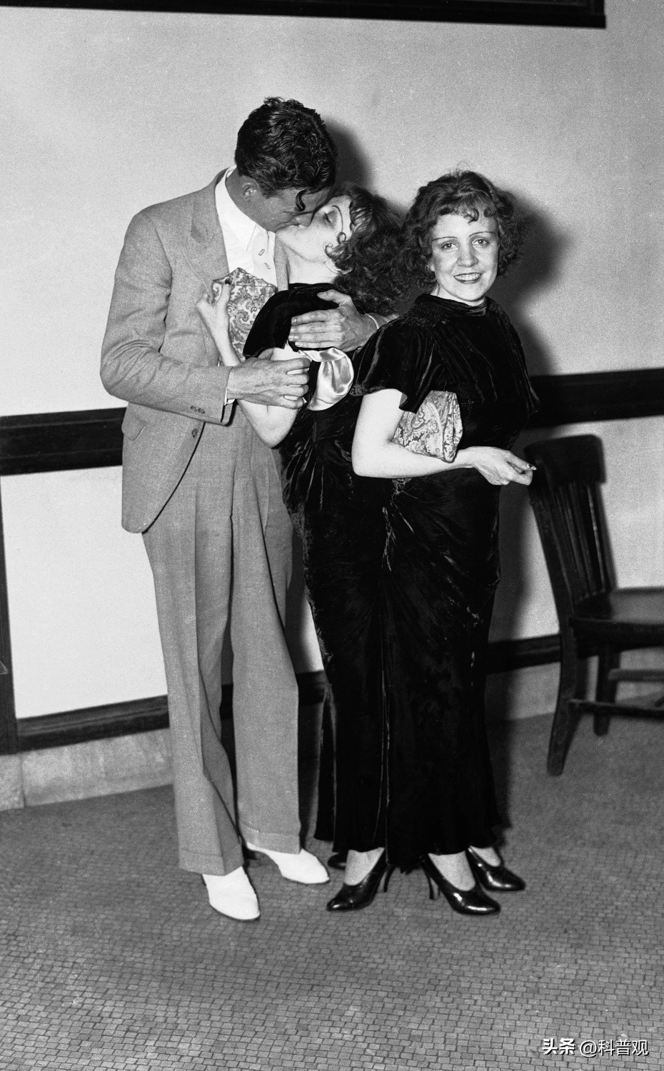 连体人一人去世了另一人会死吗,连体人死亡对另一半有影响吗