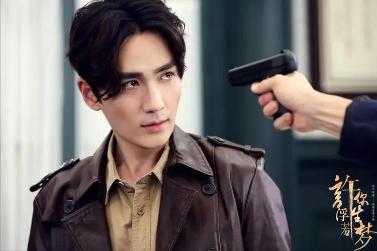 肖战转型走朱一龙道路行得通吗,朱一龙和肖战现在怎么样了