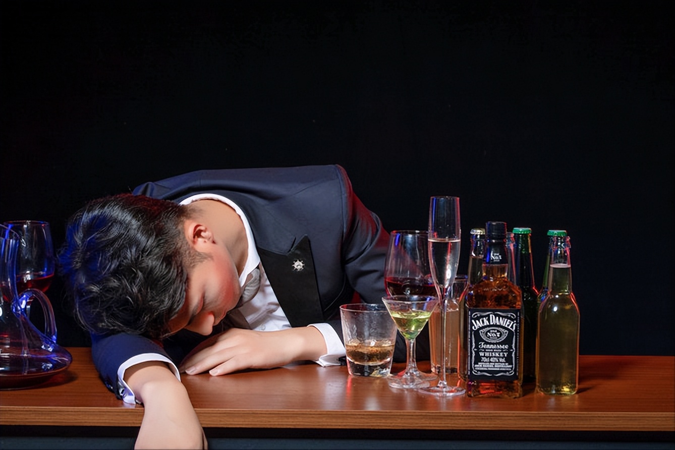 酒后法律责任,醉酒负法律责任