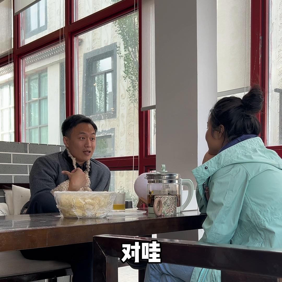 00后女生创业开酒店,女孩靠摆地摊开了3000平的酒店