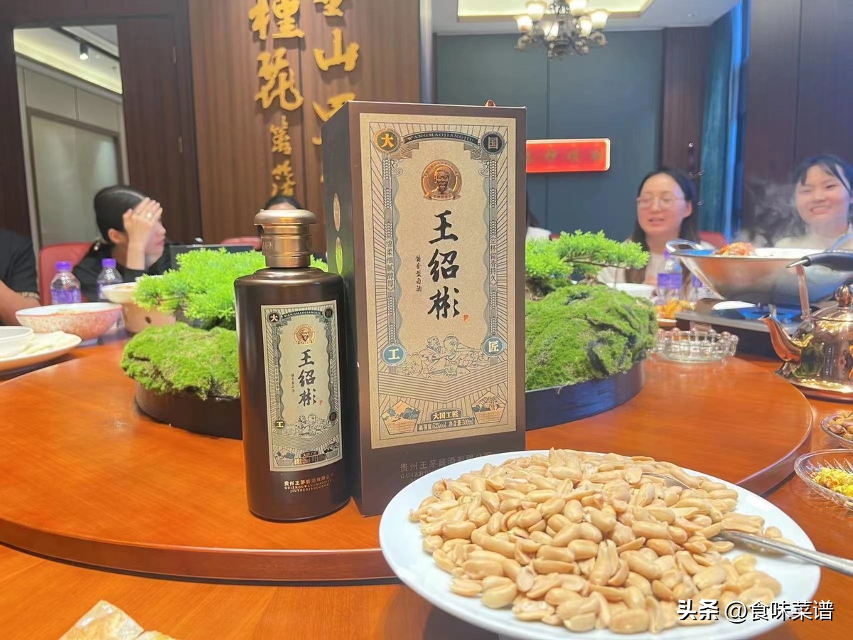 喝洋酒第二天起来头痛是不是假酒,喝了假酒之后头痛了两三天正常吗