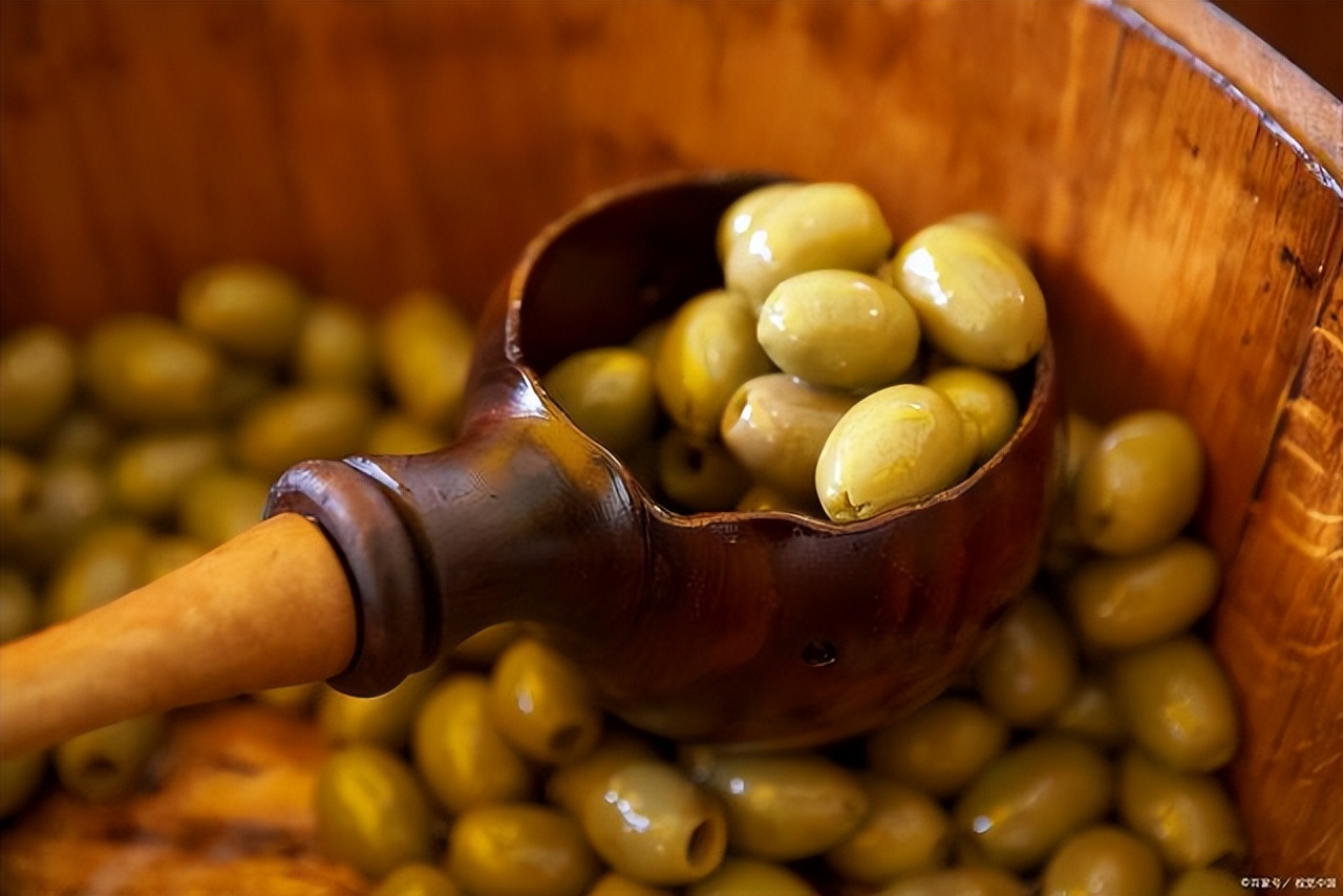 世界杯足球盛宴,世界杯与美食同享