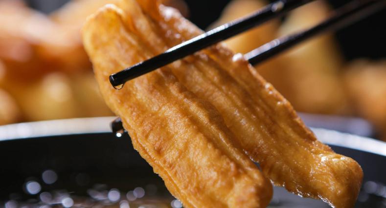 卖油条被处罚的案例,卖油条被罚款后续