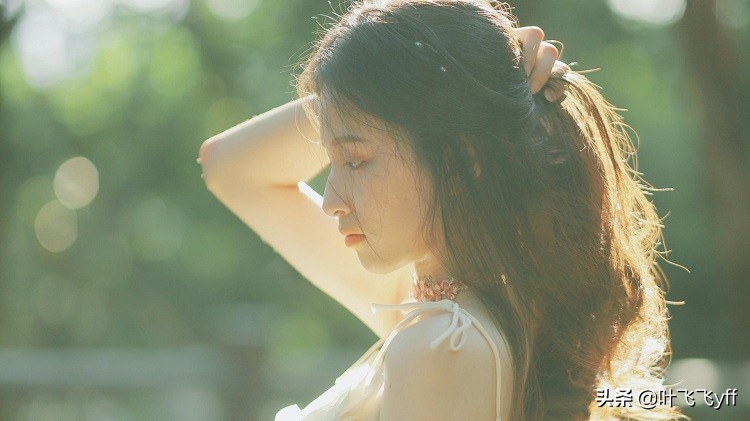 和女人聊天怎么撩她,跟女人聊天怎么撩她