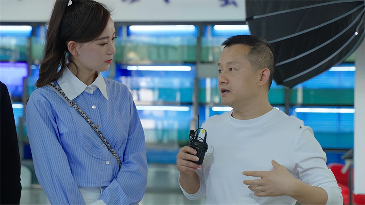 领“鲜”生活+|跟随小资生活博主探寻大闸蟹的保鲜秘方