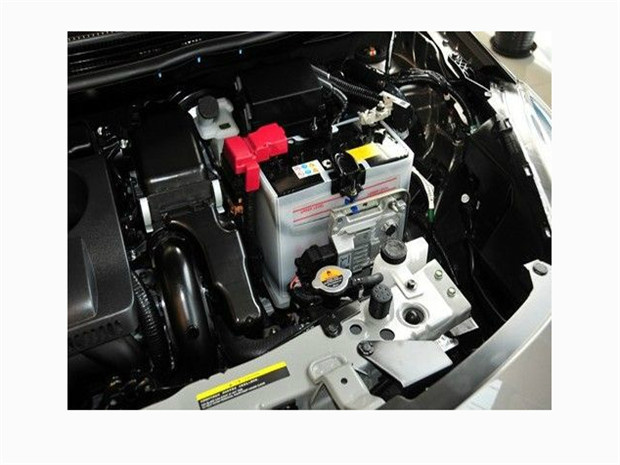 内燃机车蓄电池安装,燃油车蓄电池维护