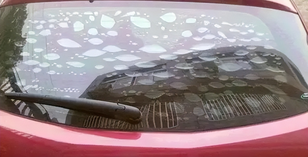 汽车贴膜久了起泡怎么处理,汽车贴膜起泡后怎么解决