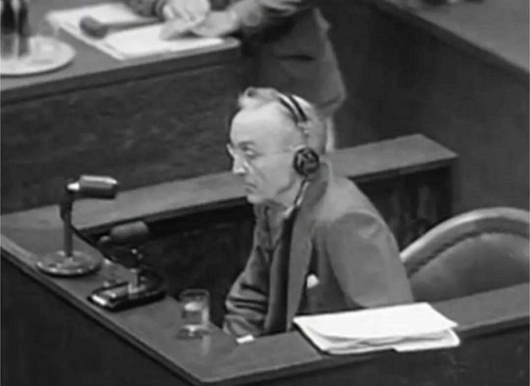 “*京大南***杀屠**跟我有什么关系?”这位华人女作家用生命给出了答案