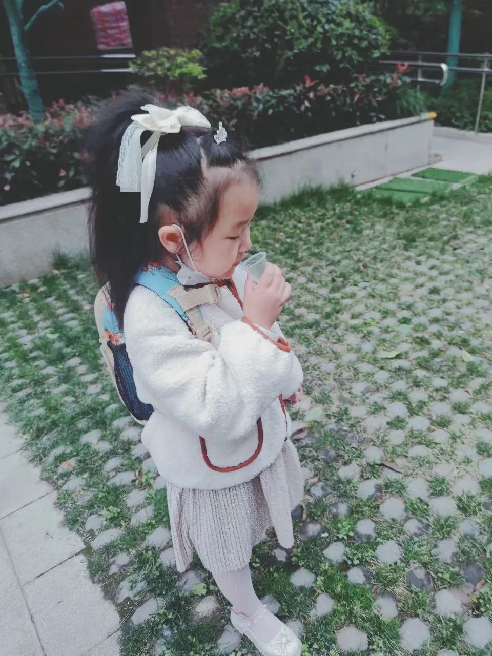 开学了买一套衣服,日本丸高童装