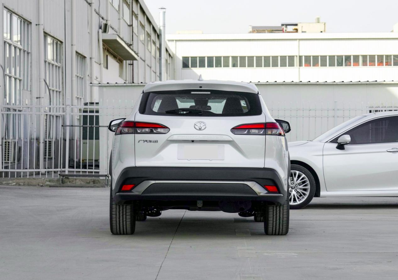 丰田锋兰达suv全部车型10-15万,丰田锋兰达suv是自吸的还是混动的