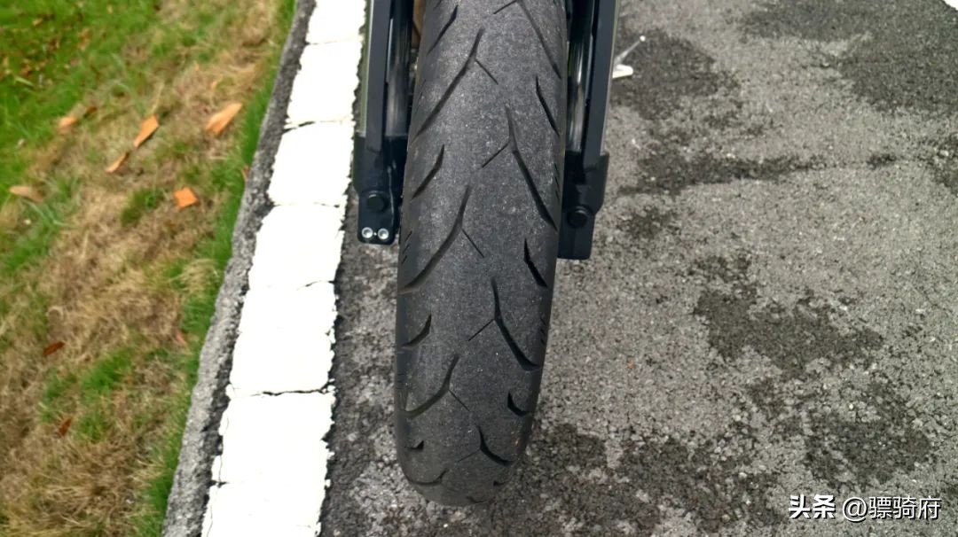 排量即是王道的下一句是什么,排量大真的可以为所欲为