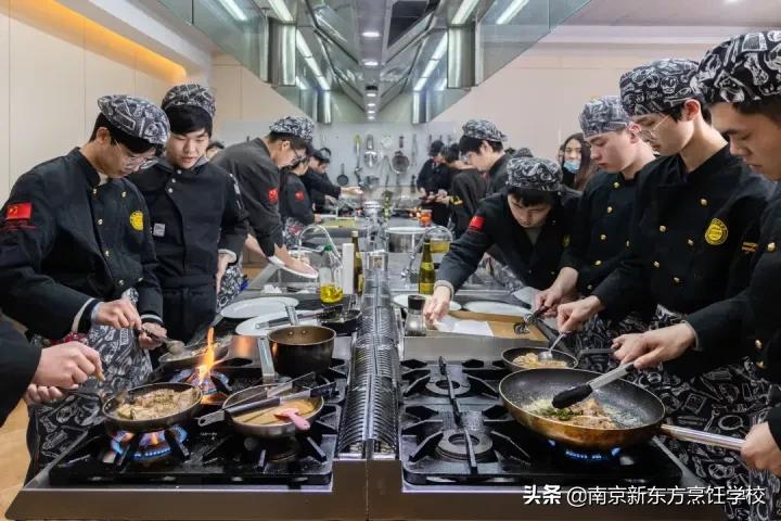 职业技能教育广阔前景,职业技术教育前景