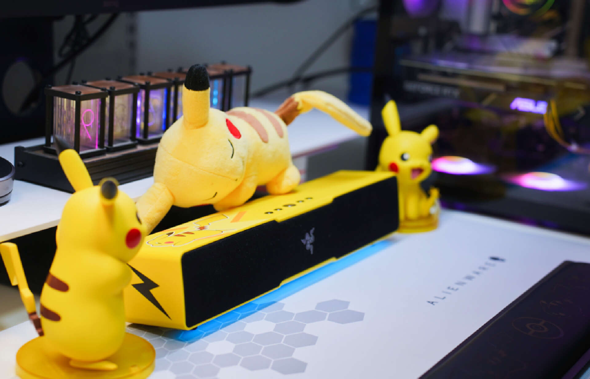 雷蛇皮卡丘联名套装,雷蛇皮卡丘联名主机