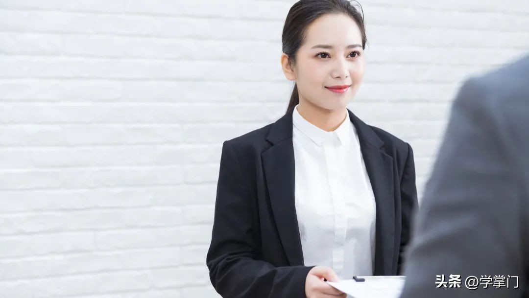 面试的时候面试官问一些技术难题,面试问题答不出也能通过